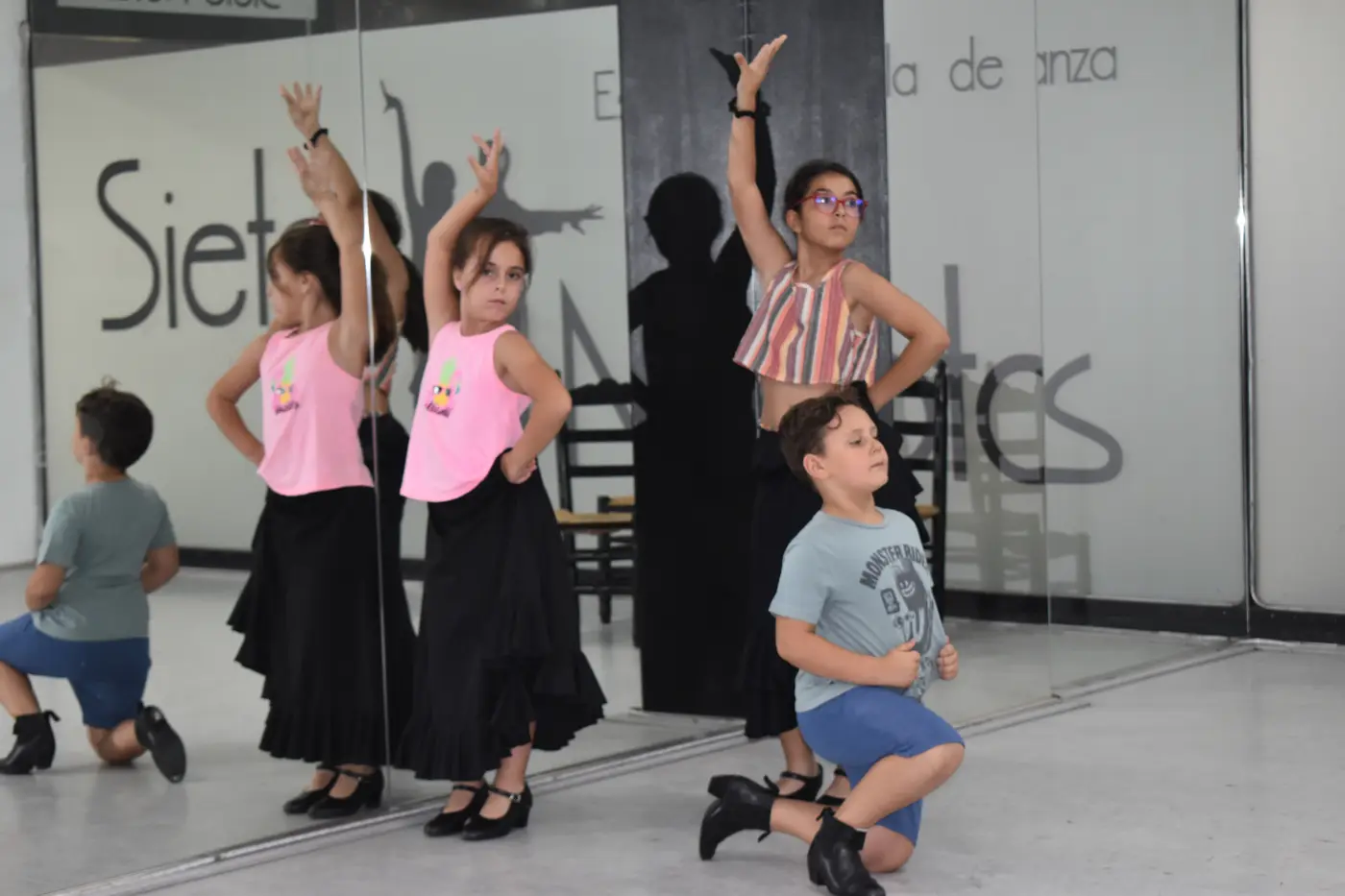 Flamenco, sevillanas y danza española con alma - Siete Notas Leganés